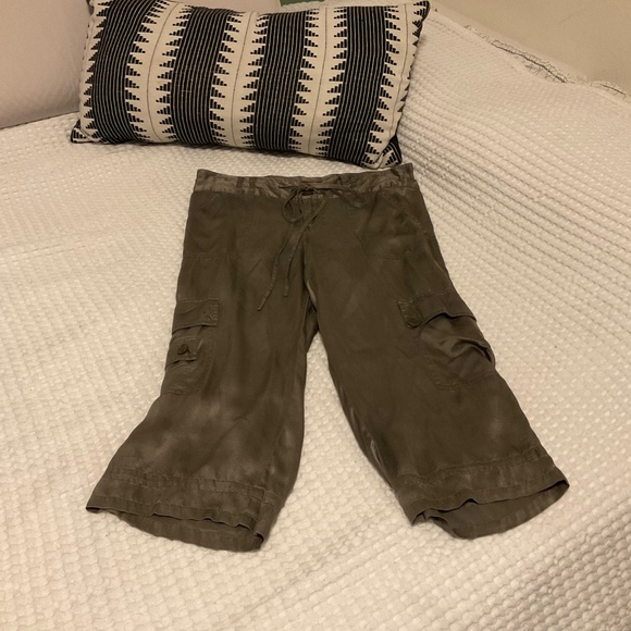 Real silk Olive green Y2K capri cargo pants - Picture 2 of 9